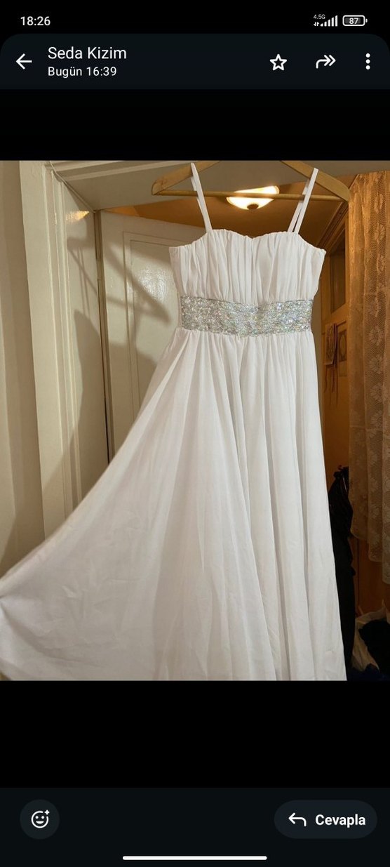 Beyaz Drapeli Uzun Abiye Elbise - Görsel 4