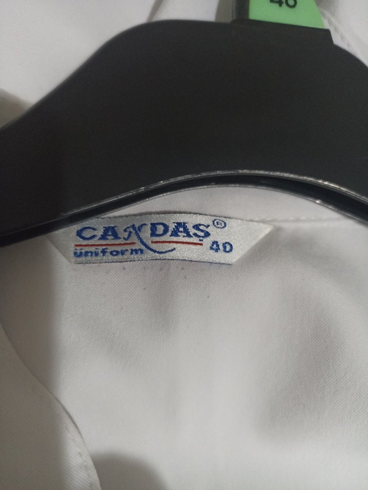 Düğmeli Kısa Kollu Keten Beyaz Kadın Gömlek - Görsel 4