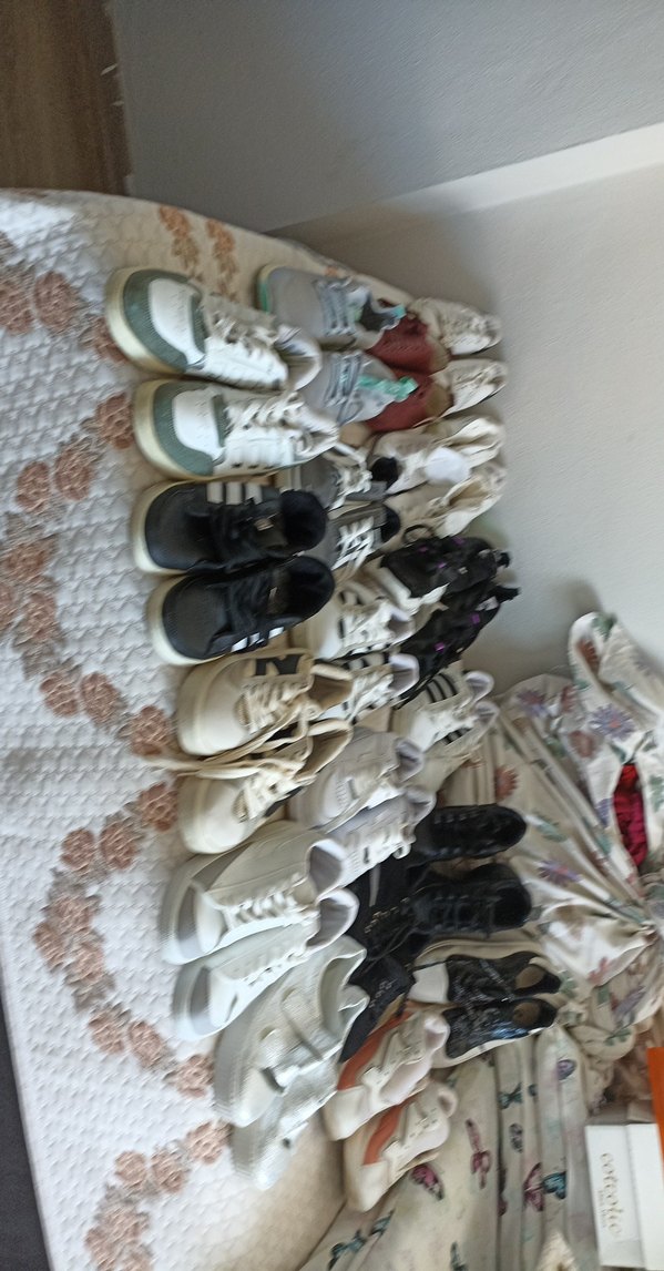 Beyaz Bağcıklı Dolgu Topuk Kadın Spor Ayakkabı - Görsel 2