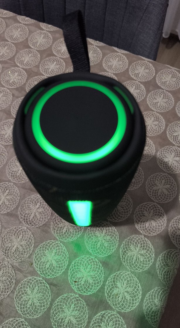 Siyah Bluetooth Hoparlör LED Işıklı - Görsel 3