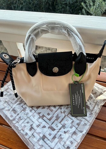 Faturalı Energy xs krem Longchamp