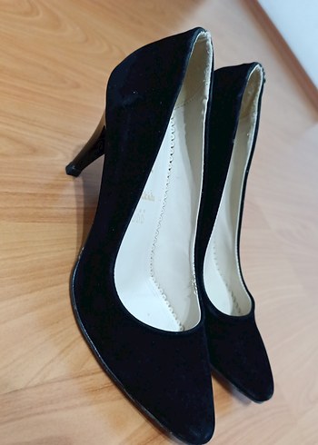 Siyah Süet Stiletto Kadın Topuklu Ayakkabı 8cm - Görsel 2