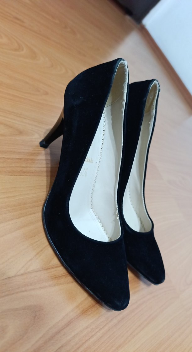 Siyah Süet Stiletto Kadın Topuklu Ayakkabı 8cm - Görsel 2