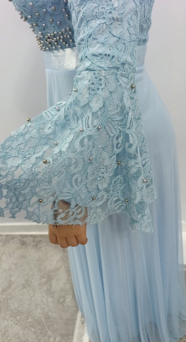 Kadın Mavi Nakışlı Uzun Abiye Elbise - Görsel 3