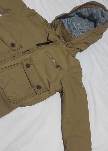 Camel Kapüşonlu Erkek Çocuk Mont - Görsel 3