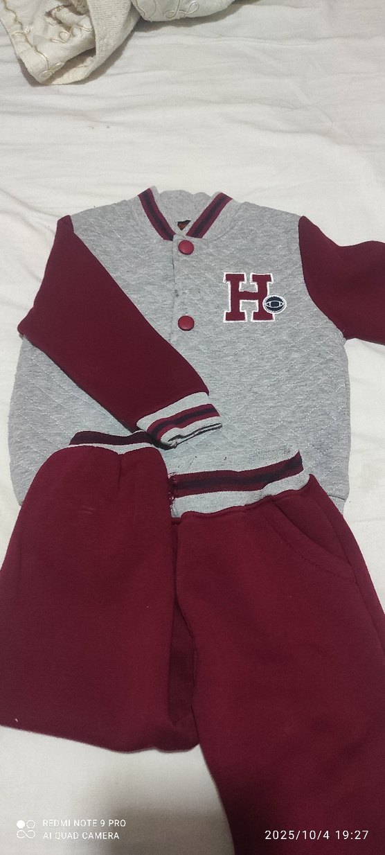 Gri Bordo Erkek Çocuk Düğmeli Eşofman Takımı - Görsel 4