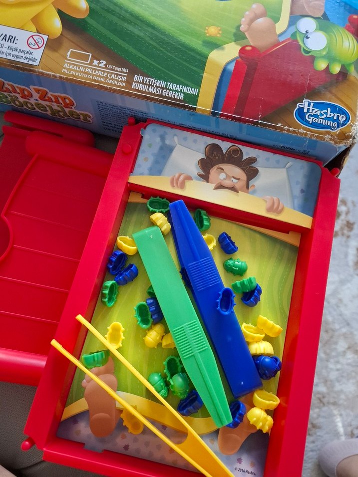 Hasbro Zıp zıp Böcekler Oyunu - Görsel 2