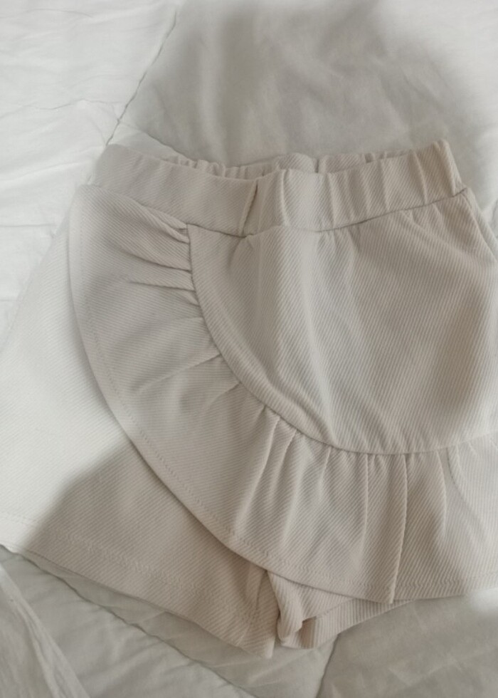 Lc Waikiki Takım ve Şort Etek  - Görsel 2