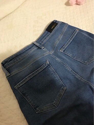 28 Beden Mavi Jean