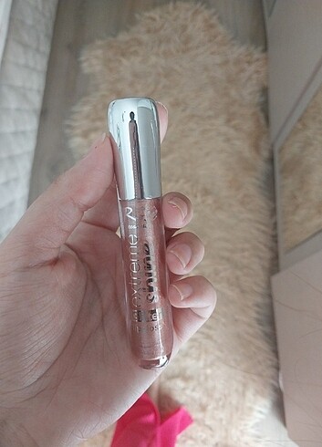 Beden Rose marka glitter icerikli lipgloss