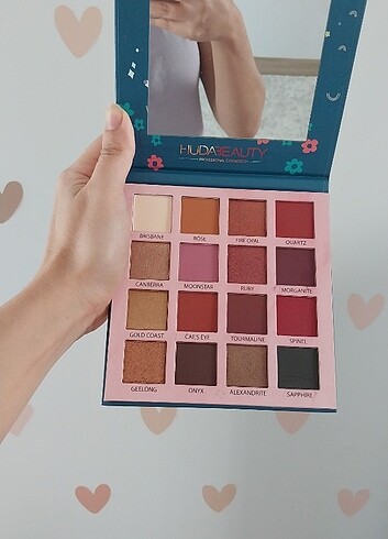 Huda beauty 16 li far paleti 