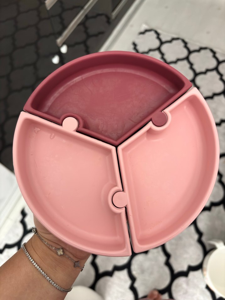 Oioi vakumlu Bölmeli Pembe Tabak Seti - Görsel 2