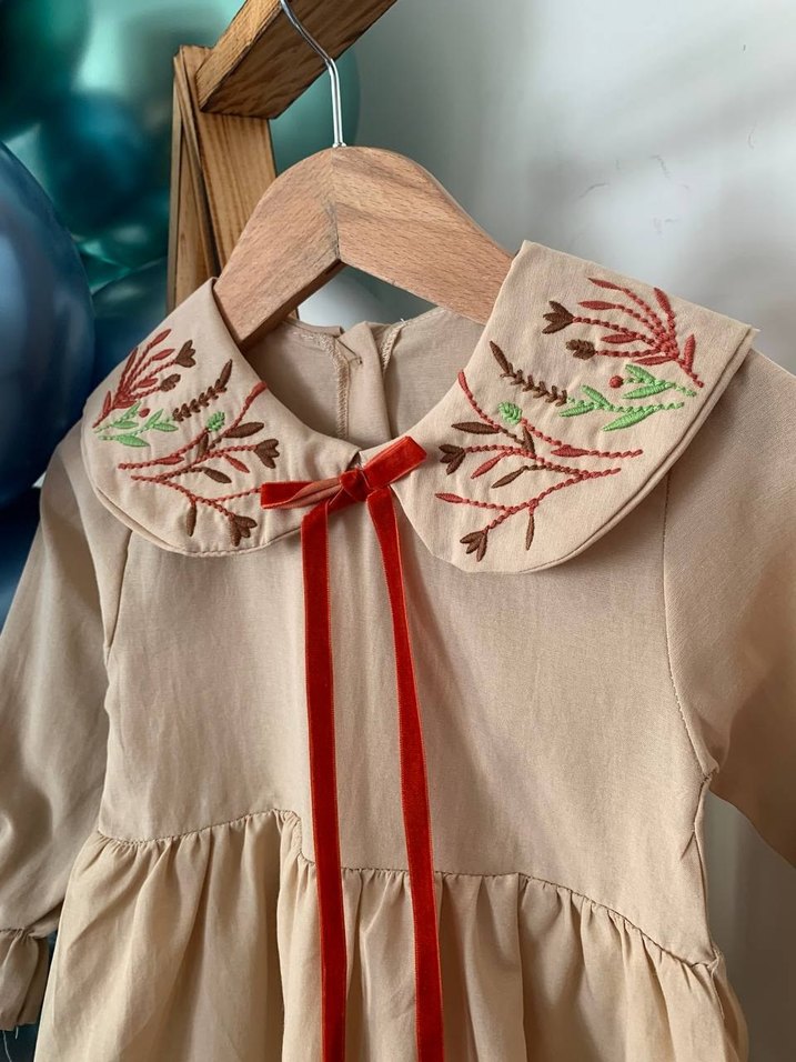 Kız Çocuk Bej Fırfırlı Uzun Kollu Elbise - Görsel 5