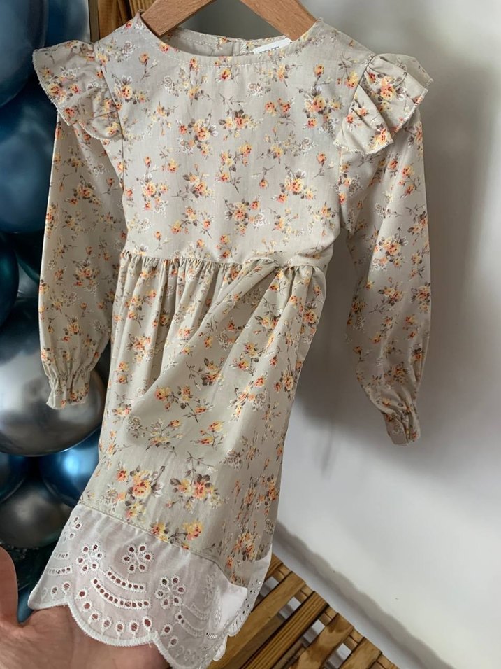 Bej Çiçekli Uzun Kollu Kız Elbisesi - Görsel 3