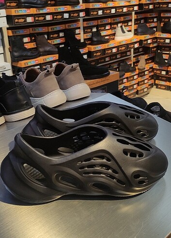Yezzy foam