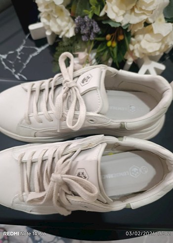 Beyaz Bağcıklı Kadın Spor Ayakkabı - Görsel 2