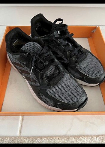 Adidas Spor ayakkabı
