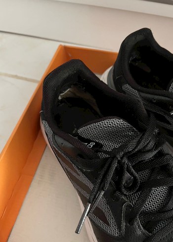 40 Beden Adidas Spor ayakkabı