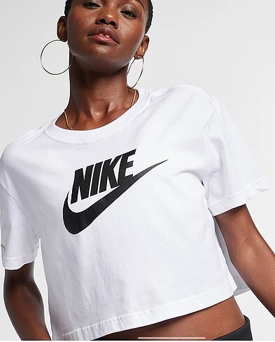 Orjinal etiketli Nike tshirt