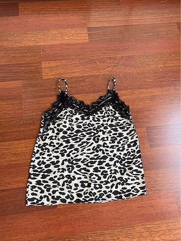 Leoparlı atlet