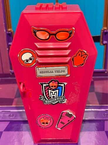 Mattel Monster High Classroom Ghoulia Yelps Dolap