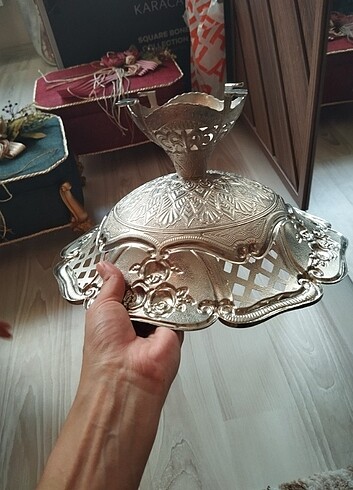 Beden Gümüş işlemeli dekoratif meyvelik