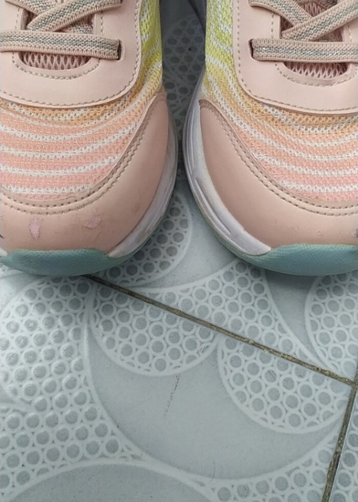 Spor ayakkabı  - Görsel 2