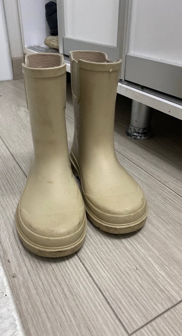 Bej Kız Çocuk igor orjinal bot - Görsel 2