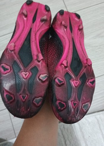 Kırmızı Bağcıklı Erkek Futbol Ayakkabısı - Görsel 4