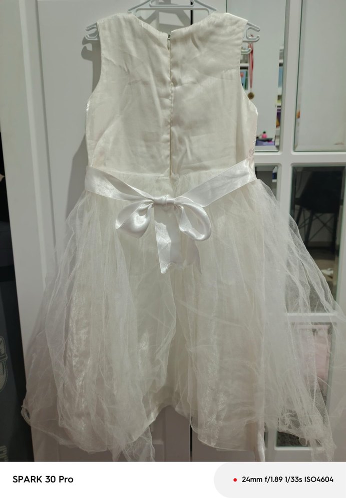 Kız Çocuk Beyaz Dantel Detaylı Kolsuz Elbise - Görsel 2