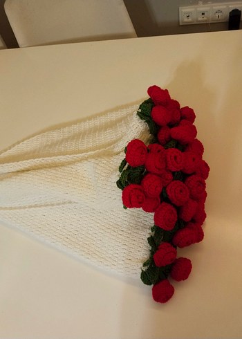 El Örgüsü Kırmızı Gül Buketi battaniye - Görsel 5