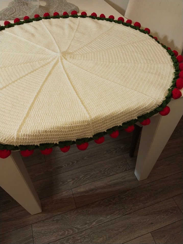 El Örgüsü Kırmızı Gül Buketi battaniye - Görsel 3