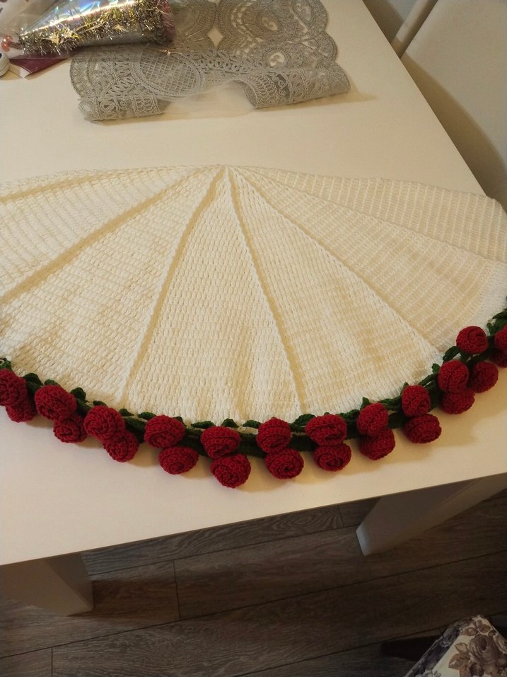 El Yapımı Kırmızı Örgü Güller Buketi - Görsel 3