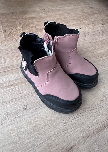 24 Beden Kız Çocuk Pembe Kauçuk Botlar