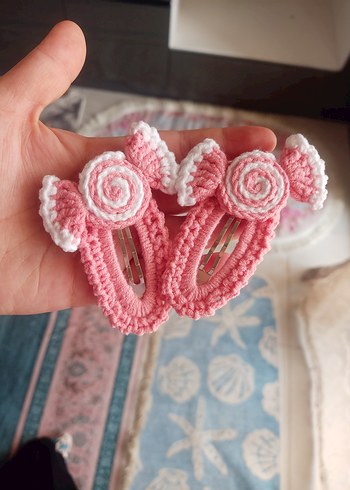 Nakışlı Pembe Örgü Çocuk Toka Seti - Görsel 2