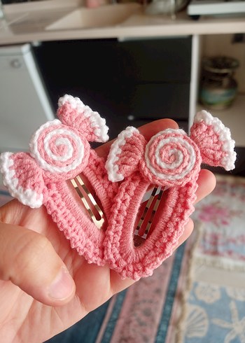 Nakışlı Pembe Örgü Çocuk Toka Seti - Görsel 3