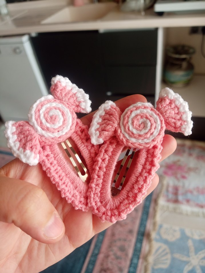 Nakışlı Pembe Örgü Çocuk Toka Seti - Görsel 3