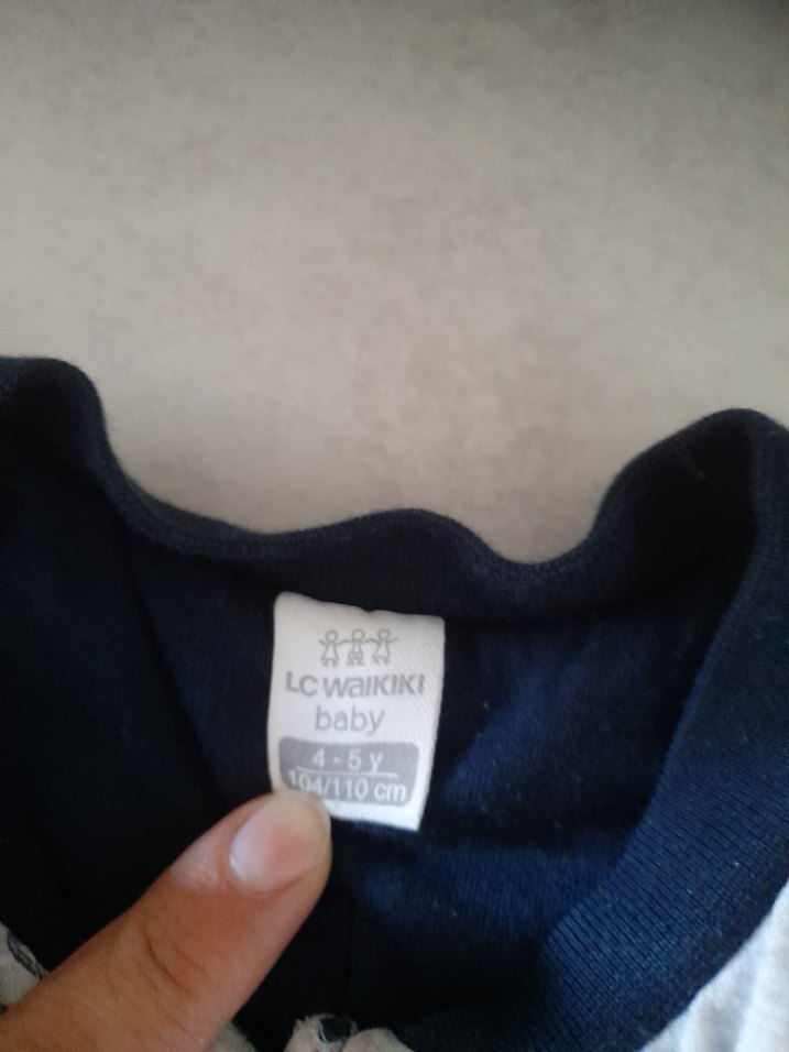 Siyah Yıldız Desenli Gri Bebek Tulumu - Görsel 2