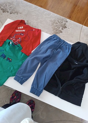 Erkek Çocuk Koyu Mavi Bol Kesim Denim Pantolon - Görsel 5