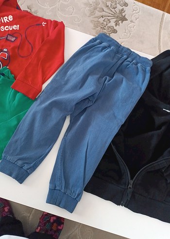 Erkek Çocuk Koyu Mavi Bol Kesim Denim Pantolon - Görsel 6