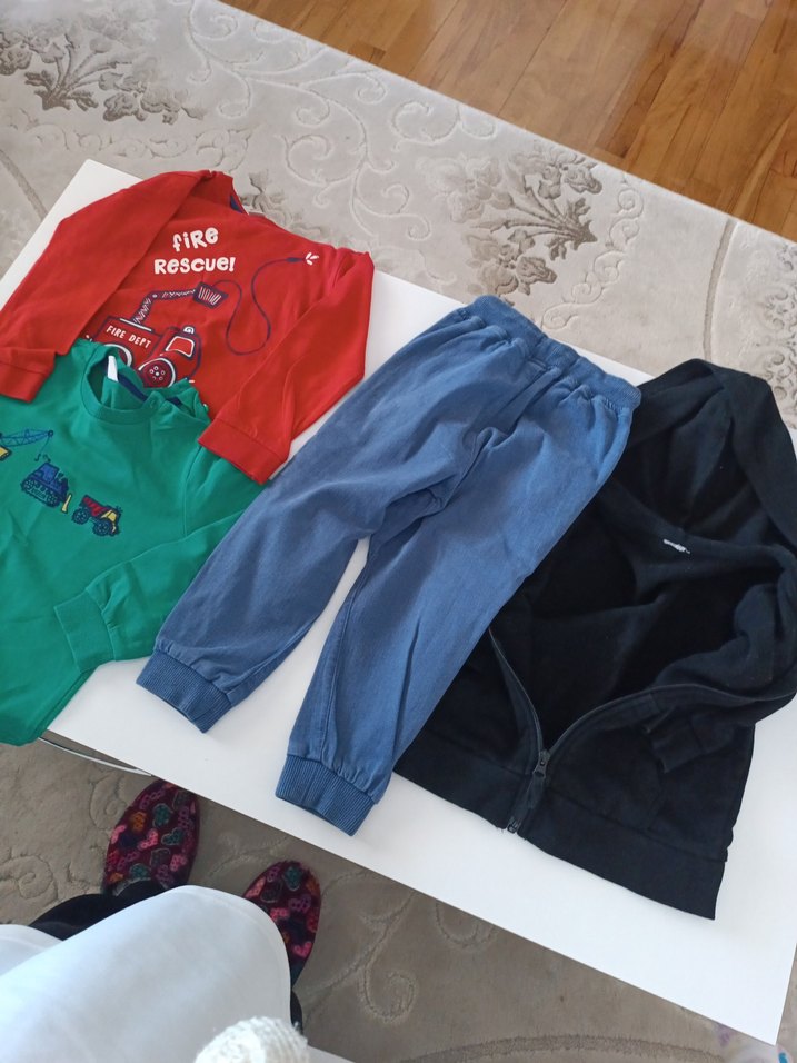 Erkek Çocuk Koyu Mavi Bol Kesim Denim Pantolon - Görsel 5