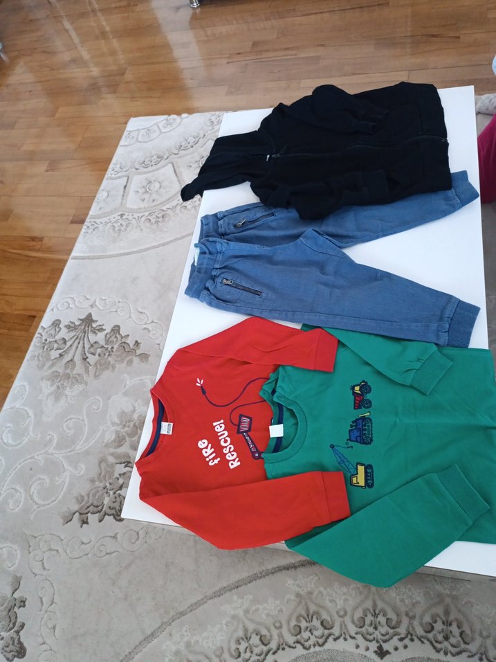 Erkek Çocuk Koyu Mavi Bol Kesim Denim Pantolon - Görsel 2