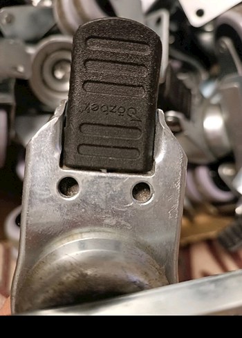 Gri Tekerlekli Mobilya Tekerlekleri - Görsel 4