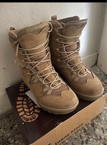 Asker botu