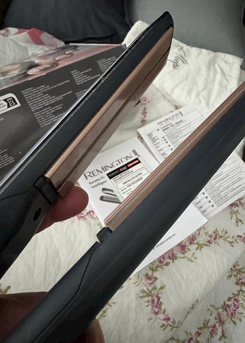 Remington KeratinProteat Saç Düzleştirici - Görsel 4