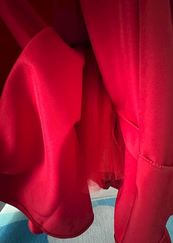 İnci İşlemeli Kırmızı Uzun Abiye Elbise - Görsel 5