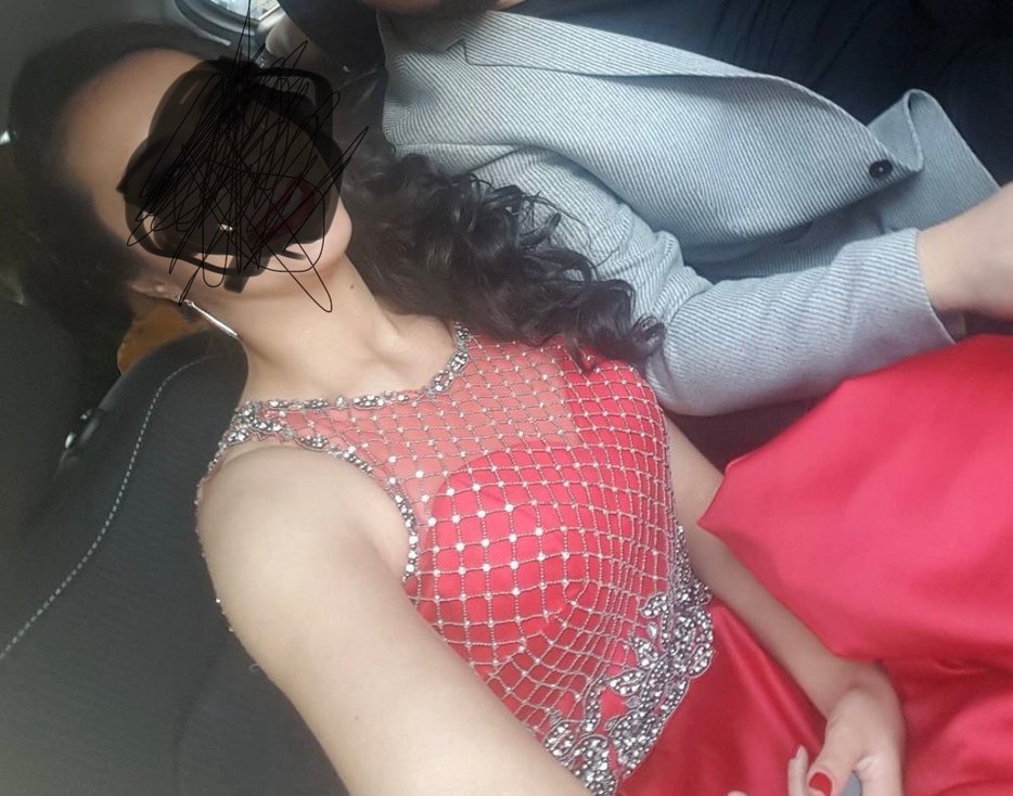 İnci İşlemeli Kırmızı Uzun Abiye Elbise - Görsel 2