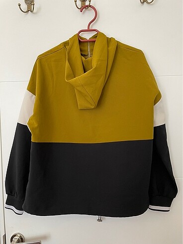 m Beden çeşitli Renk Sweatshirt Zara markası