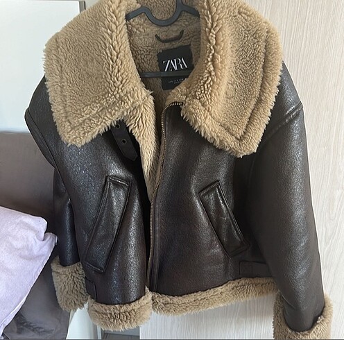 Zara içi kürklü mont
