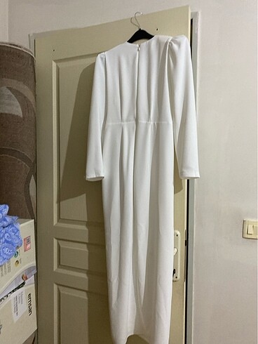 40 Beden beyaz Renk Nişan elbisesi